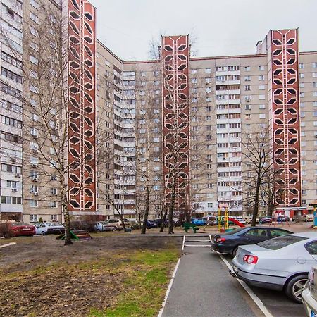 Уютная, Просторная Видовая Трехкомнатная Квартира Возле Метро Академгородок На 6 Мест Kiev Dış mekan fotoğraf